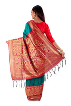 Green-base-with-Red-aanchal-and-Golden-zari-all-body-zari-work-saree-SNCS1125-4